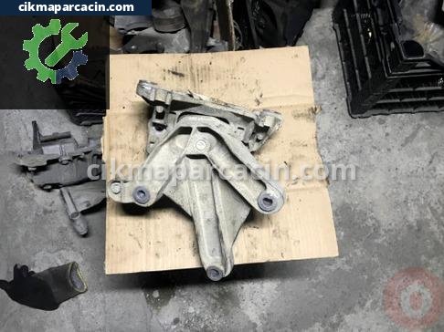 Renault Kangoo Şanzıman Kulağı çıkma parça