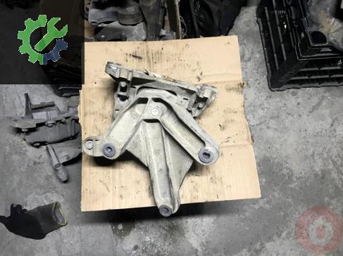 Renault Kangoo Şanzıman Kulağı çıkma parça