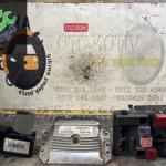 8200444583/X742N1 RENAULT LAGUNA 2 Çıkma Orijinal BEYİN SETİ