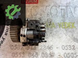 8200456693-8200659759-8200108225 PRİMERA 1.9 DCI mazot pompası