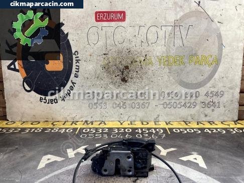 Renault Kangoo Sağ Kapı Kilidi çıkma parça