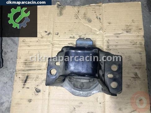 Renault Megane Motor Takozu çıkma parça