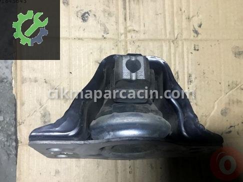 Renault Megane Motor Takozu 8200438263 çıkma parça