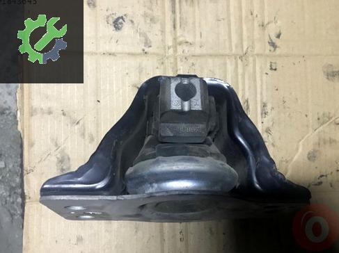 Renault Megane Motor Takozu 8200438263 çıkma parça