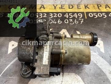Dacia Sandero Direksiyon Pompası 8200886452 çıkma parça