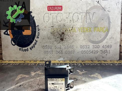 Dacia Sandero Airbag Beyni (SRS) çıkma parça