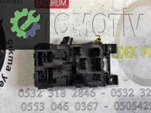 82641-05010 TOYOTA AVENSİS 2.0 1997-03 Çıkma Sigorta Kutusu