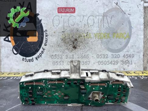 Toyota Corolla Gösterge Paneli 83800 çıkma parça