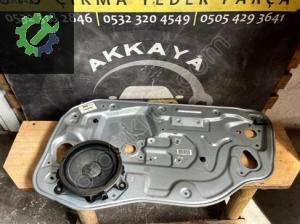 8679081 Volvo S40 Sağ ön Kapı iç Panel Orjinal Çıkma