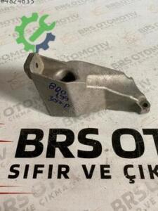 8D0199307P VW PASSAT-AUDİ A4 MOTOR KULAGI BRAKETİ