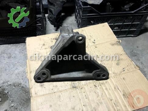 Volkswagen Passat Kulak 8D0199308L çıkma parça
