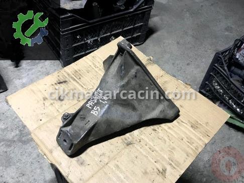 Volkswagen Passat Kulak 8D0199308L çıkma parça