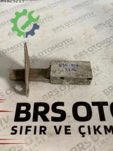 8D0807331C AUDI A4 ÖN TAMPON DEMİRİ BAĞLANTI DARBE EMİCİ