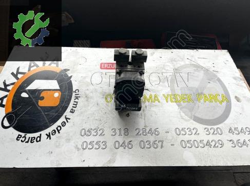 Volkswagen Passat ABS Beyni (Modül) 8E0614111P çıkma parça