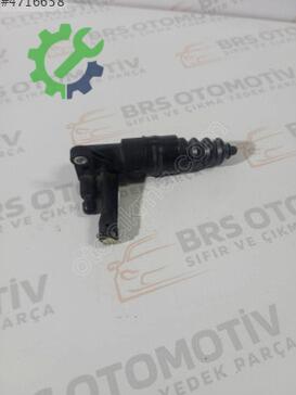 Audi A4 Debriyaj Üst Merkezi 8E0721257B çıkma parça