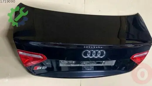 Audi A5 Bagaj 8F0827023D çıkma parça