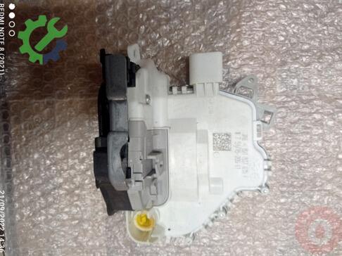 Audi Q5 Kapı Kilidi 8J1837015F çıkma parça