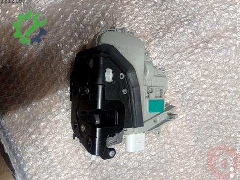 Audi Q5 Kapı Kilidi 8J1837015F çıkma parça