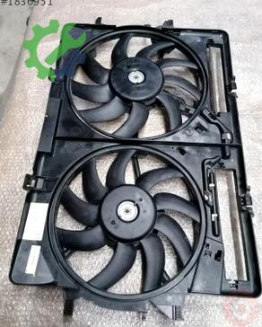 Audi A4 Fan Paneli 8K0121003P çıkma parça