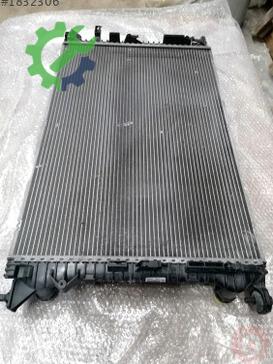 Audi A5 Klima Radyatörü 8K0121251L çıkma parça