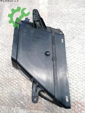 Volkswagen Jetta Kalorifer Kontrol Paneli 8K0129618E çıkma parça