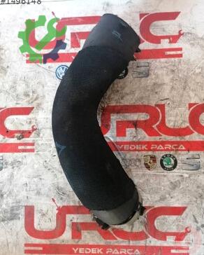 Audi A5 Turbo Hortumu 8K0145737R çıkma parça