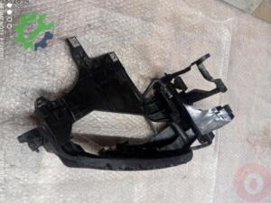 Far Braketi Audi A4 2022 Çıkma 8K0805608B