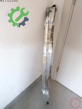 Audi A4 Tampon Demiri 8K0807113F çıkma parça