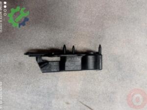 Audi A4 2022 Çıkma Tampon Braketi 8K0807283E