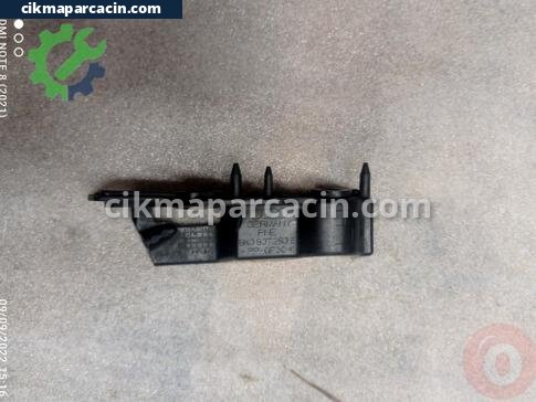 Audi A4 Tampon Braketi çıkma parça