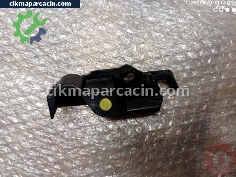 Audi A4 Tampon Braketi çıkma parça