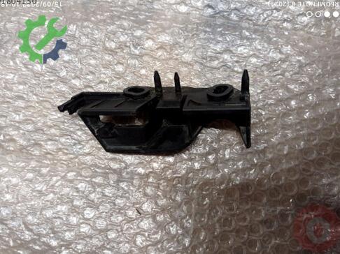 Audi A4 Tampon Braketi 8K0807284E çıkma parça