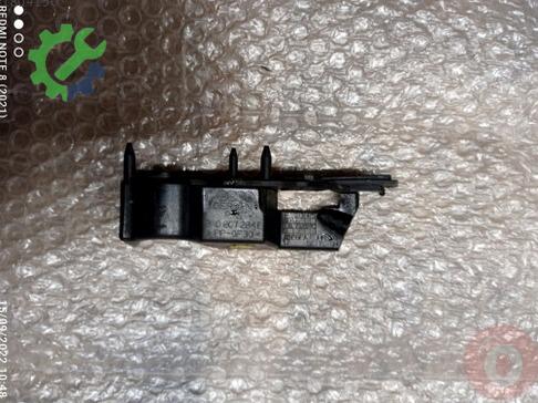 Audi A4 Tampon Braketi 8K0807284E çıkma parça