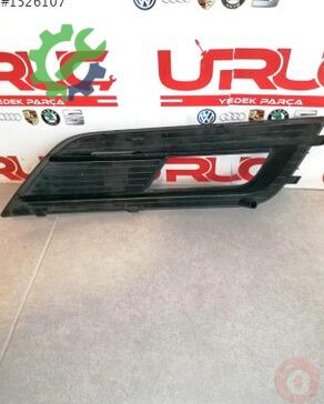 Audi A4 Sis Farı Çerçevesi 8K0807681K çıkma parça