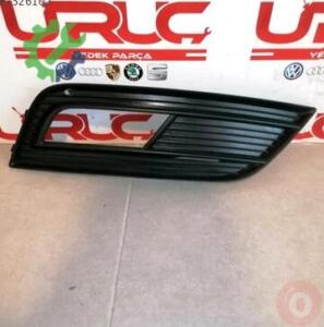 Audi A4 Orijinal Çıkma Sis Farı Çerçevesi 8K0807682K