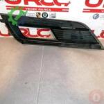 Audi A4 Orijinal Çıkma Sis Farı Çerçevesi 8K0807682K