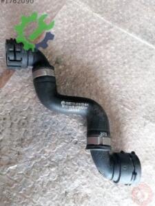 Radyatör Hortumu Audi A5 2022 Çıkma 8K0819334BB