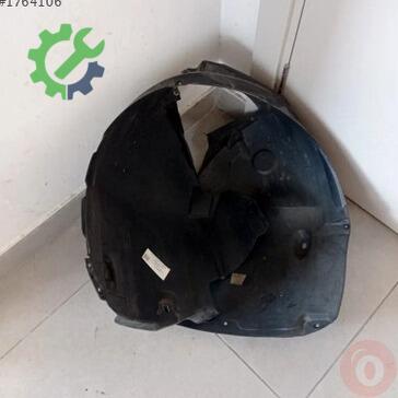 Audi A4 Davlumbaz 8K0821172J çıkma parça