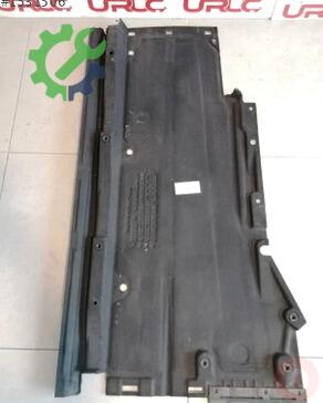 Audi A4 Karter Muhafaza 8K0825207D çıkma parça