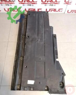 Audi A4 Karter Muhafaza 8K0825208D çıkma parça