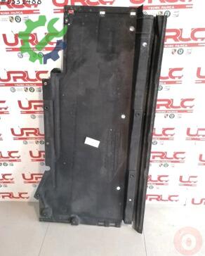 Audi A4 Karter Muhafaza 8K0825208H çıkma parça