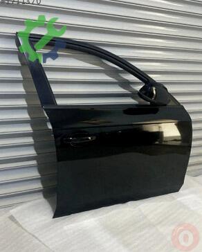 Audi A4 Kapı 8K0831052G çıkma parça