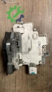 8K0839016 Audi Q7 sağ arka kapı kilidi