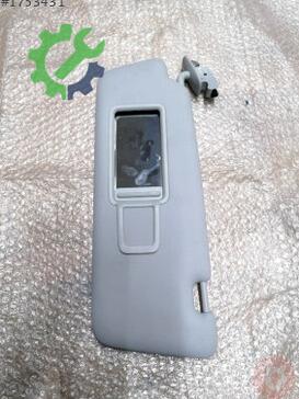 Audi A5 Güneşlik 8K0857551 çıkma parça