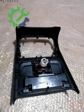 Audi A5 Çakmaklık 8K0864376 çıkma parça