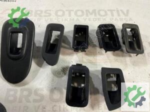 8K0959... AUDI A4 CAM AÇMA DÜĞME ÇERÇEVESİ