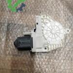 Volkswagen Touareg Cam Motoru 8K0959812A Sökme Çıkma