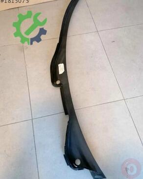 Audi A5 Ön Cam Izgarası 8K1819403B çıkma parça