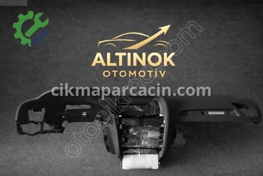 Audi A4 Torpido 8K1857003B çıkma parça
