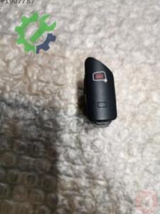 Çıkma Audi A4 Kapı Döşemesi 8K1927451